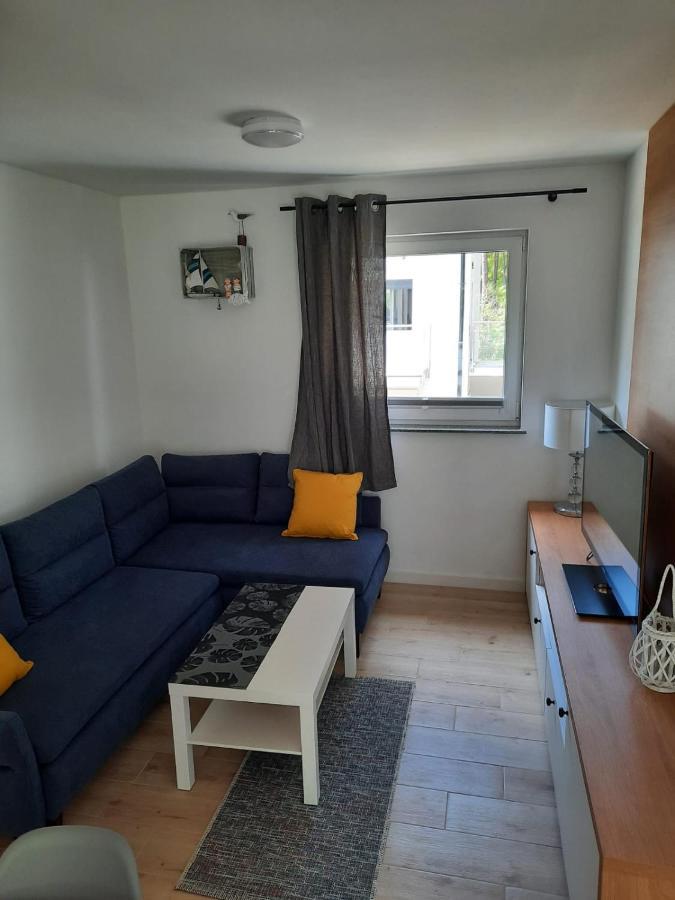 Komfortowy Apartament Dwupoziomowy W Cichej Okolicy Поберово Экстерьер фото