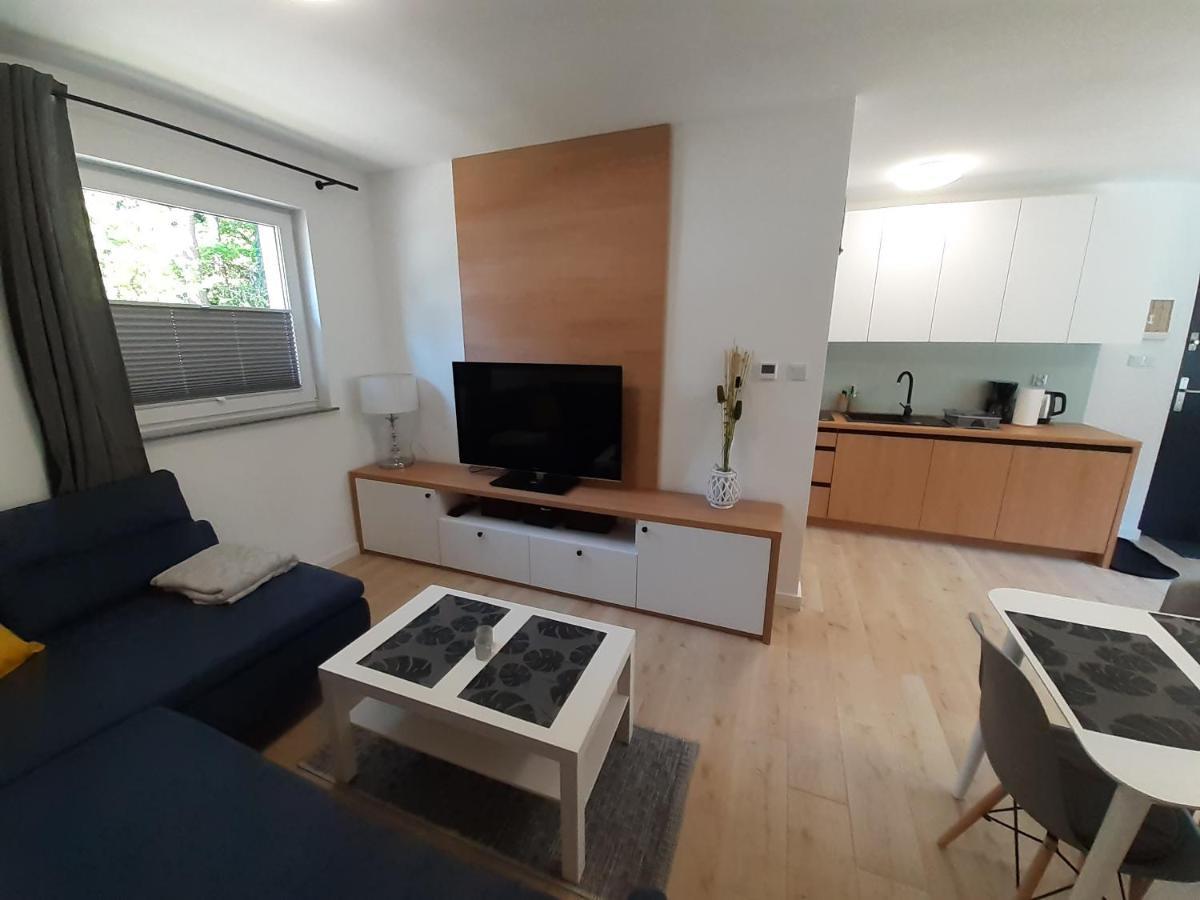 Komfortowy Apartament Dwupoziomowy W Cichej Okolicy Поберово Экстерьер фото